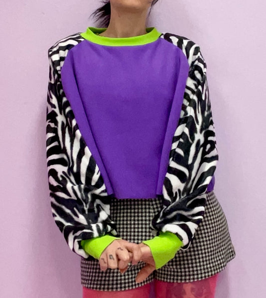 The *animal instinct* cropped crewneck