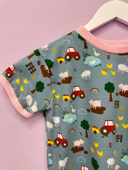 The *tiny farm* baby tee