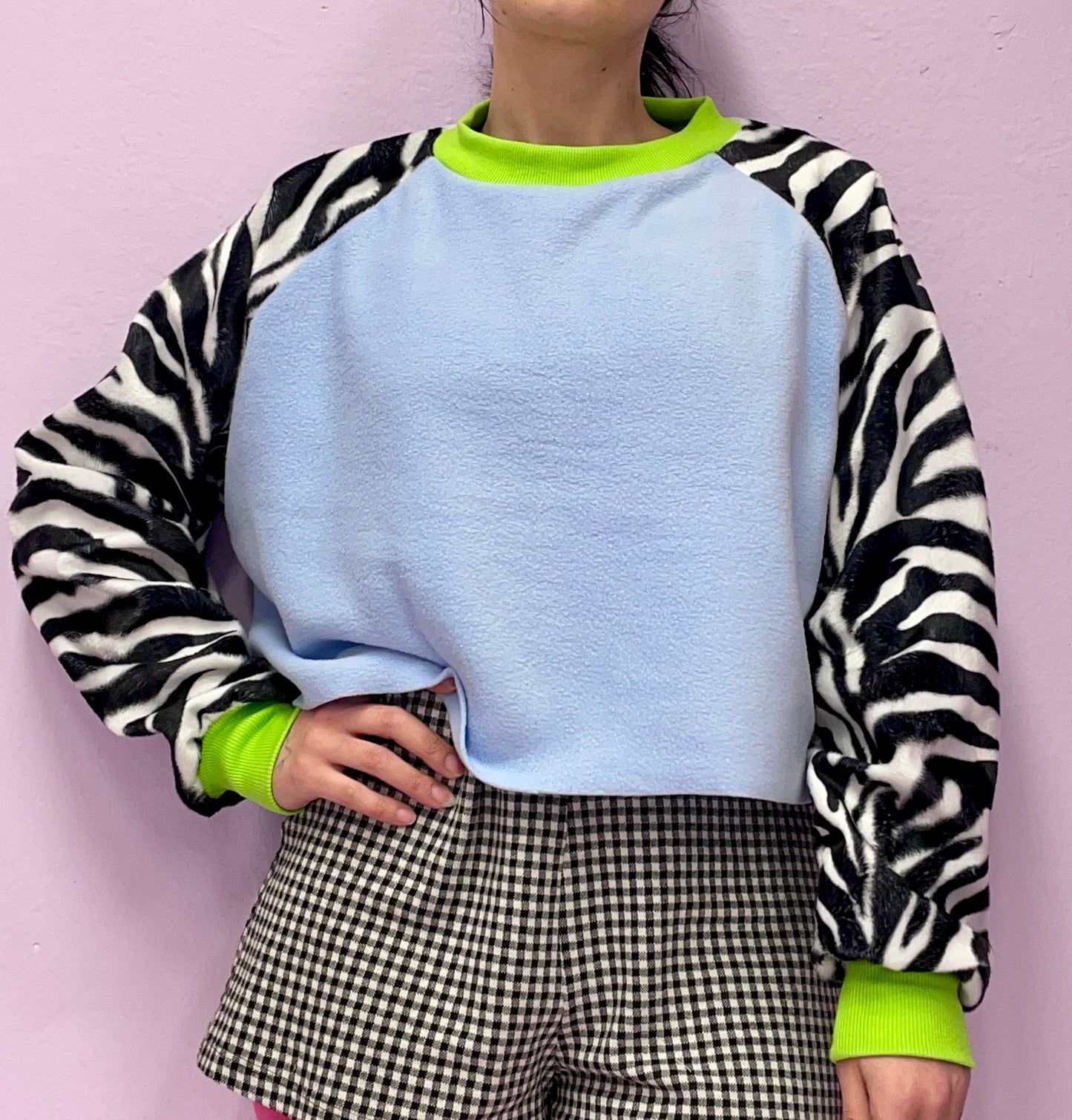 The *animal instinct* cropped crewneck