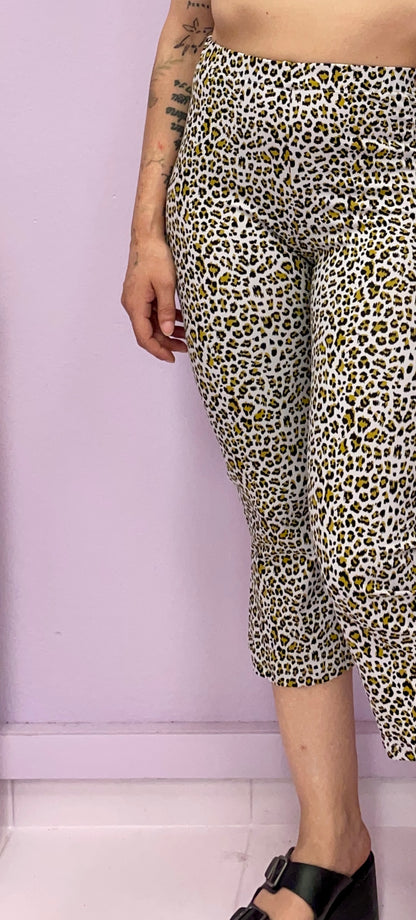 The *spot on* capri pants